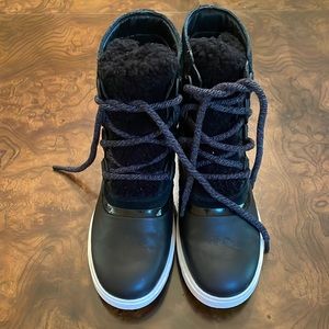 Sorrel winter snow boots size 7.5 worn once!